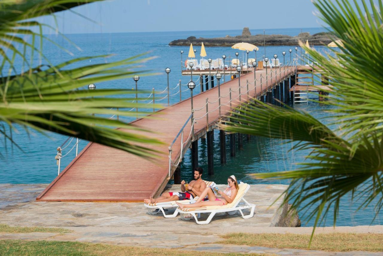 Oz Hotels Incekum Beach Resort & Spa Hotel أوكورجالر المظهر الخارجي الصورة